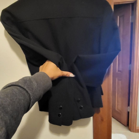 Jacket - Picture 2 of 4